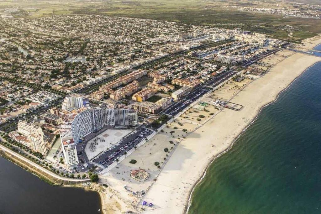 Costa Brava Acollidor Apartament Amb Gran Terrassa Per A 3 Persones Castello  D'Empuries Kültér fotó